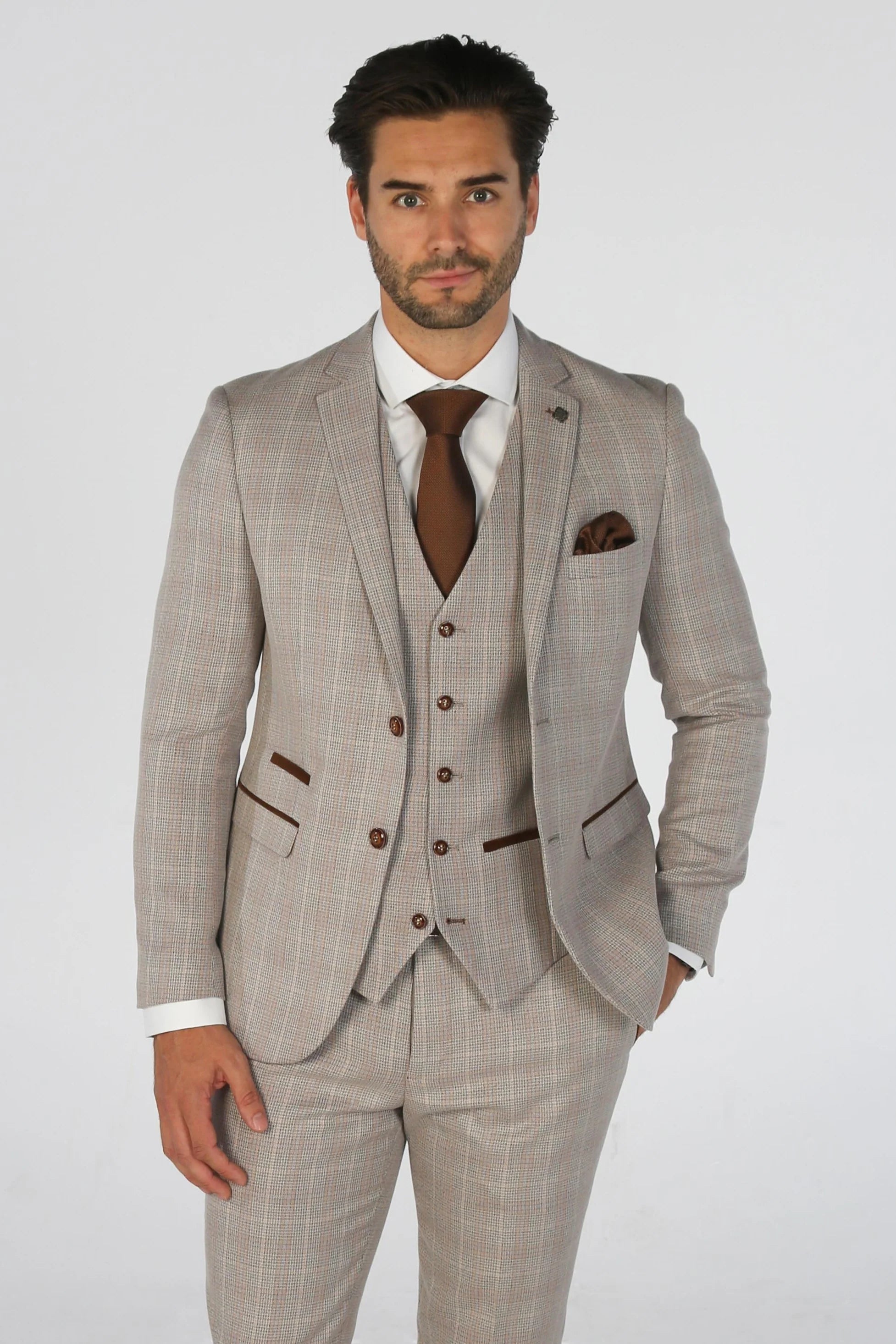 Leo - Men's Beige Checked Tailored Fit Blazer